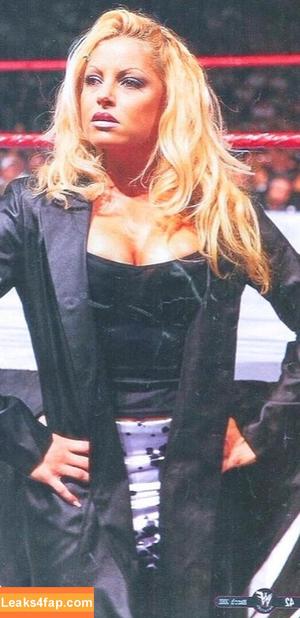 Trish Stratus photo #1185