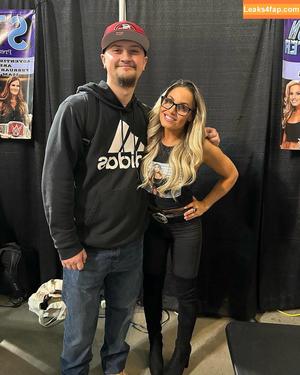 Trish Stratus photo #1195