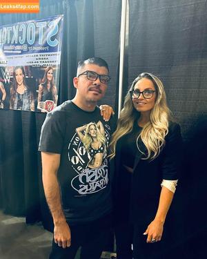 Trish Stratus photo #1199