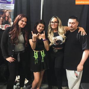 Trish Stratus photo #1210