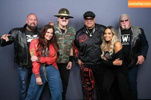 Trish Stratus photo #1243