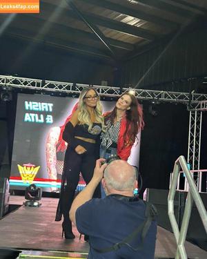 Trish Stratus photo #1246