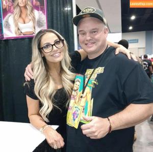 Trish Stratus photo #1323