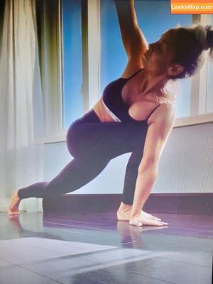 Trish Stratus photo #1361