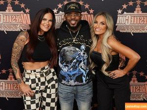 Trish Stratus photo #1398