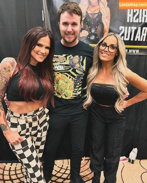 Trish Stratus photo #1410