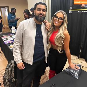 Trish Stratus photo #1433