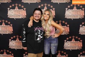 Trish Stratus photo #1435