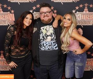 Trish Stratus photo #1439