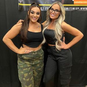 Trish Stratus photo #1465