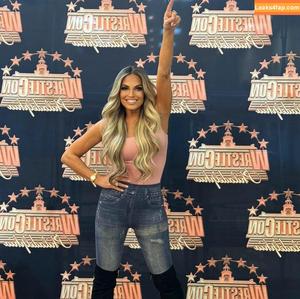 Trish Stratus photo #1516