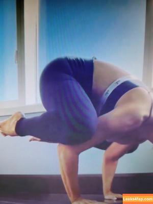 Trish Stratus photo #1534