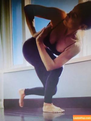 Trish Stratus photo #1556