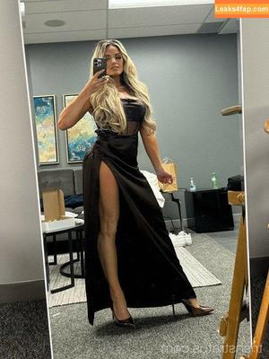 Trish Stratus photo #1587