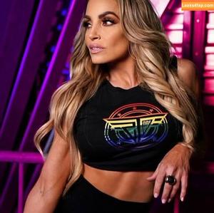 Trish Stratus photo #1610