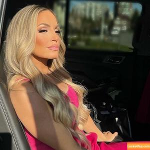 Trish Stratus photo #1614