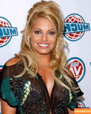 Trish Stratus photo #1790