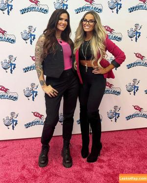 Trish Stratus photo #1911