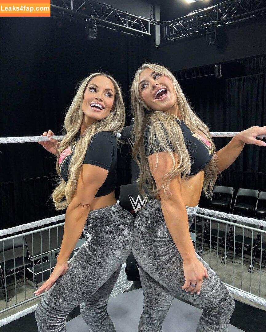 Trish Stratus / trishstratuscom leaked photo photo #2056