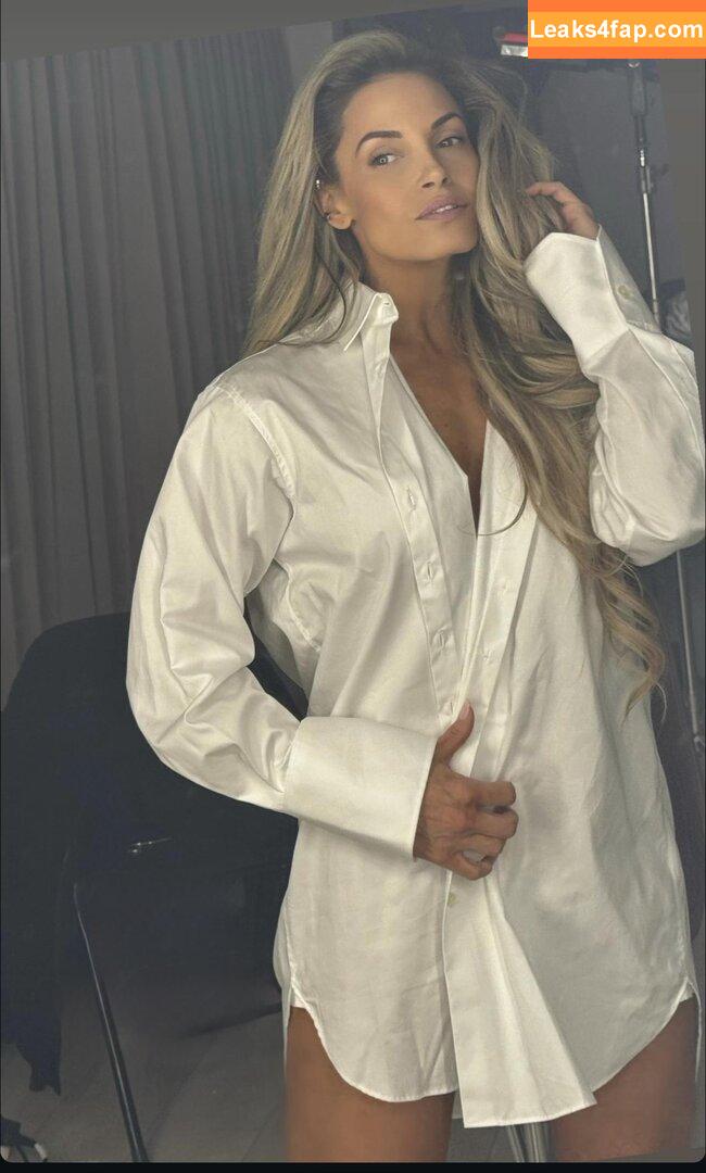 Trish Stratus / trishstratuscom leaked photo photo #2058