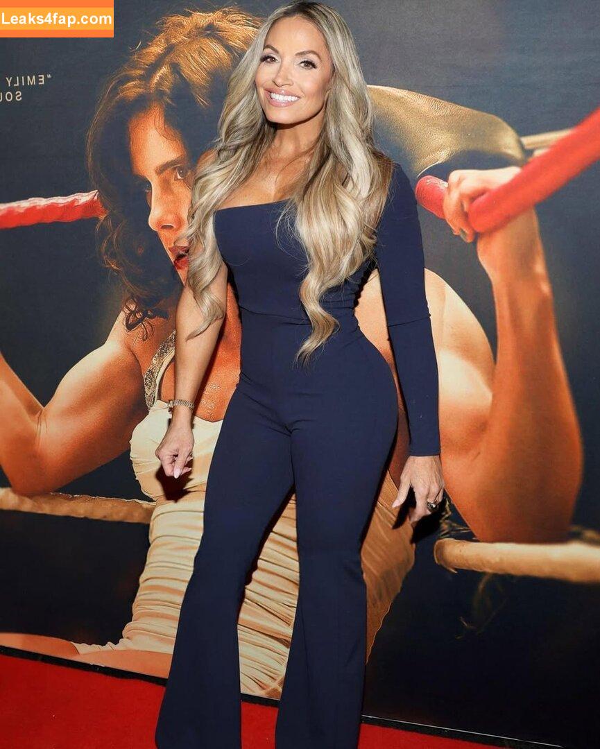 Trish Stratus / trishstratuscom слитое фото фото #2095