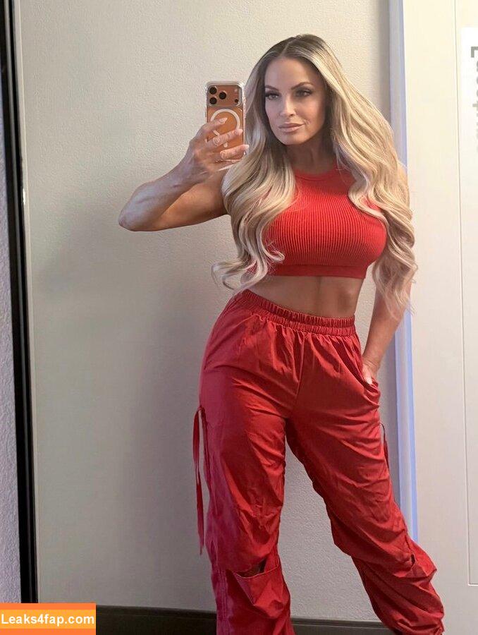 Trish Stratus / trishstratuscom leaked photo photo #2170