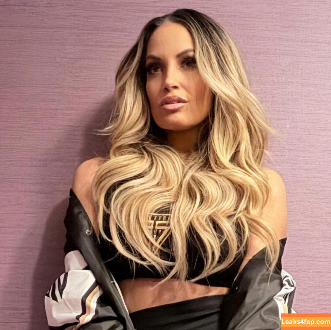 Trish Stratus / trishstratuscom leaked photo photo #2222