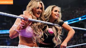 Trish Stratus photo #2081