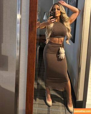 Trish Stratus фото #2143