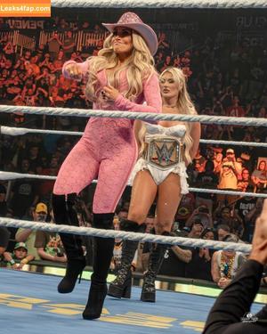 Trish Stratus фото #2146
