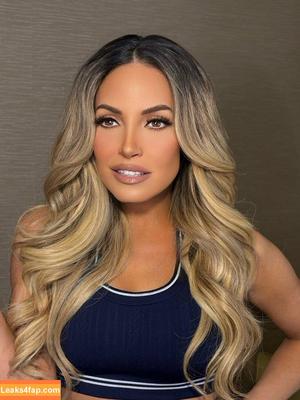 Trish Stratus photo #2214