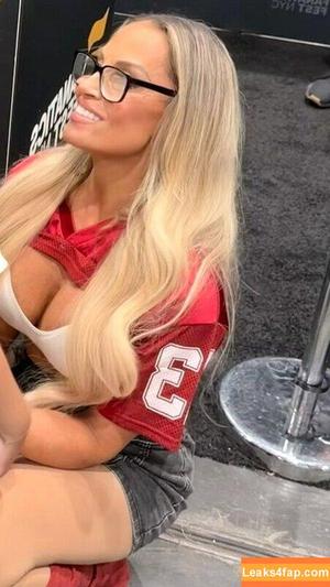Trish Stratus photo #2254
