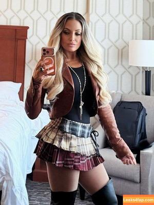 Trish Stratus photo #2269