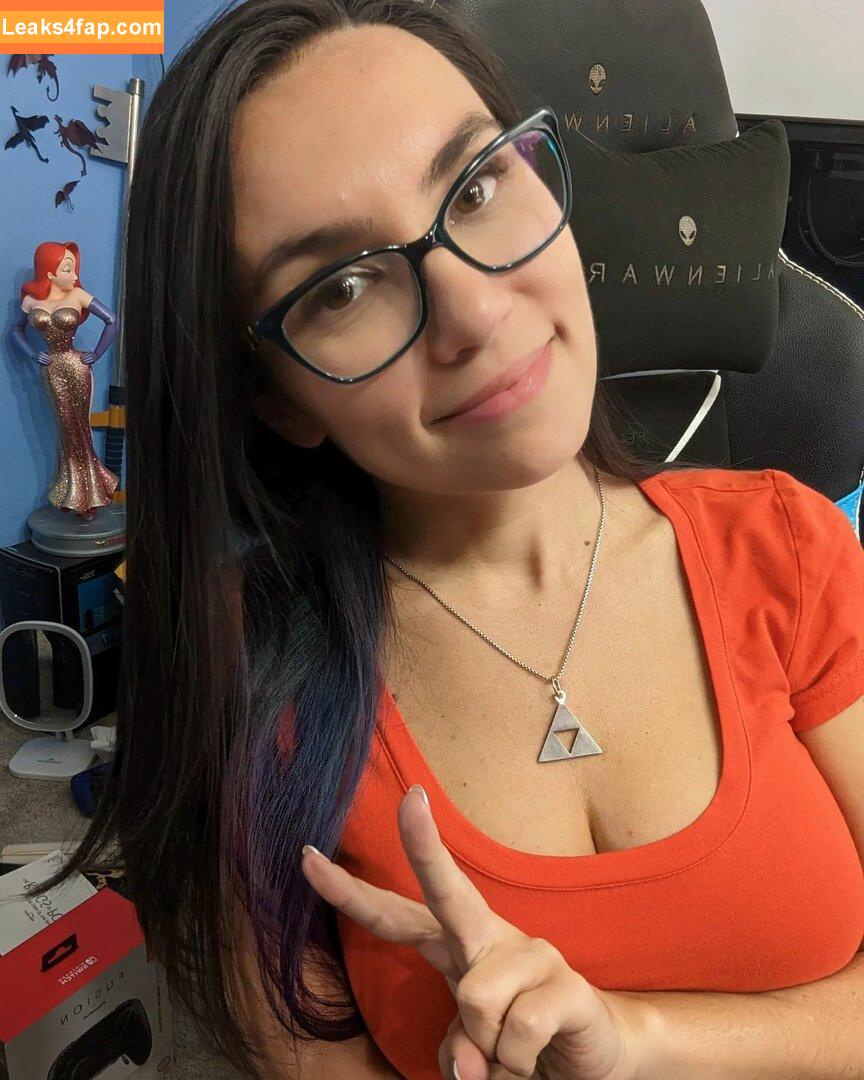 Trisha Hershberger / thatgrltrish / trishahershberger / trishahershbergerstreams leaked photo photo #0045