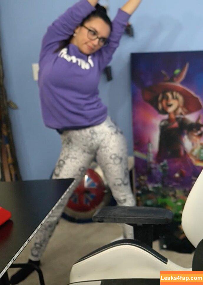 Trisha Hershberger / thatgrltrish / trishahershberger / trishahershbergerstreams leaked photo photo #0050