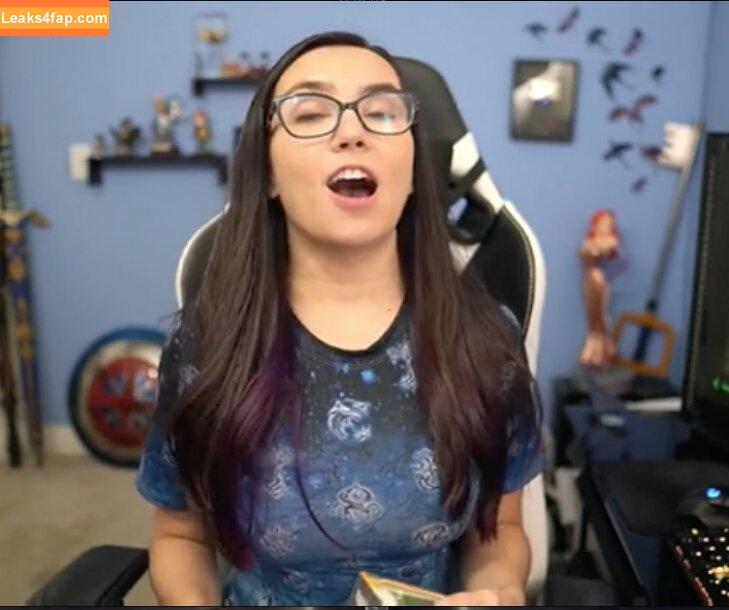 Trisha Hershberger / thatgrltrish / trishahershberger / trishahershbergerstreams leaked photo photo #0087