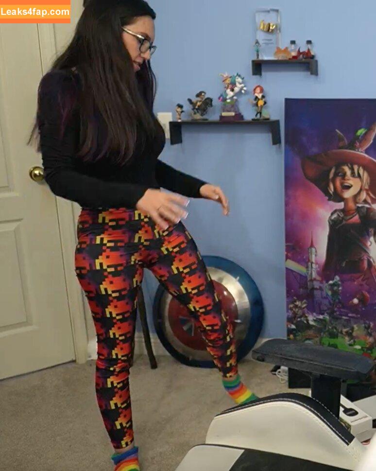 Trisha Hershberger / thatgrltrish / trishahershberger / trishahershbergerstreams leaked photo photo #0100