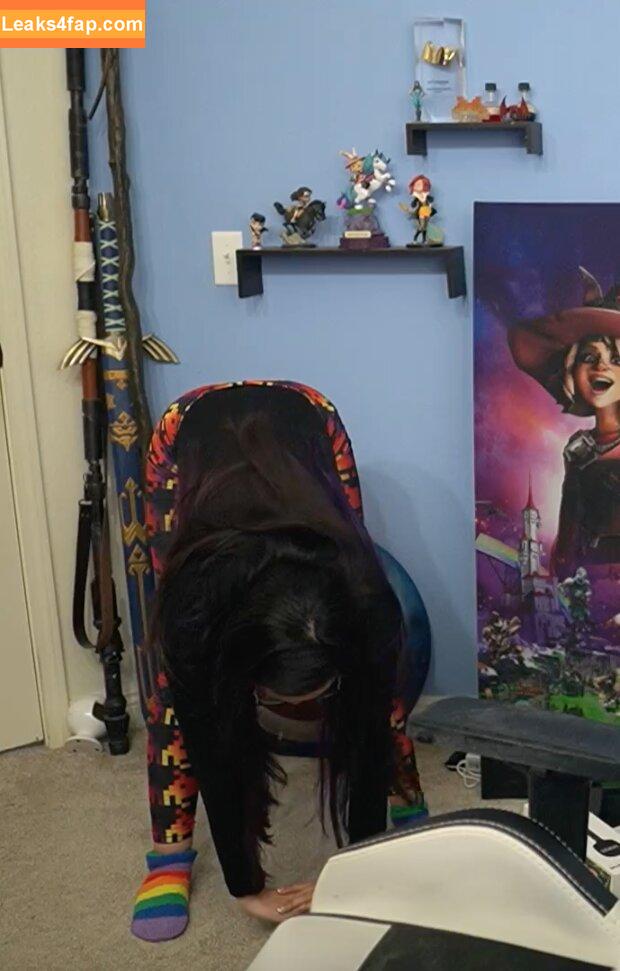 Trisha Hershberger / thatgrltrish / trishahershberger / trishahershbergerstreams leaked photo photo #0103