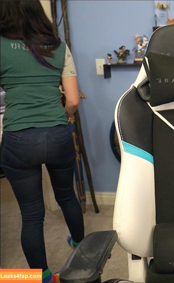 Trisha Hershberger / thatgrltrish / trishahershberger / trishahershbergerstreams leaked photo photo #0108