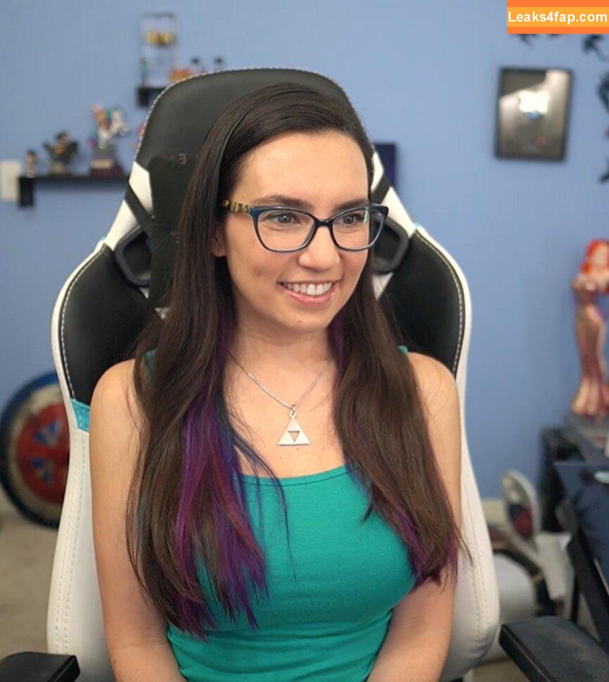 Trisha Hershberger / thatgrltrish / trishahershberger / trishahershbergerstreams leaked photo photo #0122