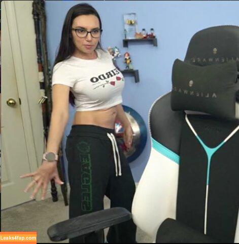 Trisha Hershberger / thatgrltrish / trishahershberger / trishahershbergerstreams leaked photo photo #0144
