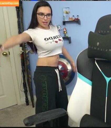 Trisha Hershberger / thatgrltrish / trishahershberger / trishahershbergerstreams leaked photo photo #0145