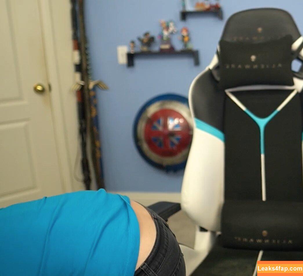 Trisha Hershberger / thatgrltrish / trishahershberger / trishahershbergerstreams leaked photo photo #0179