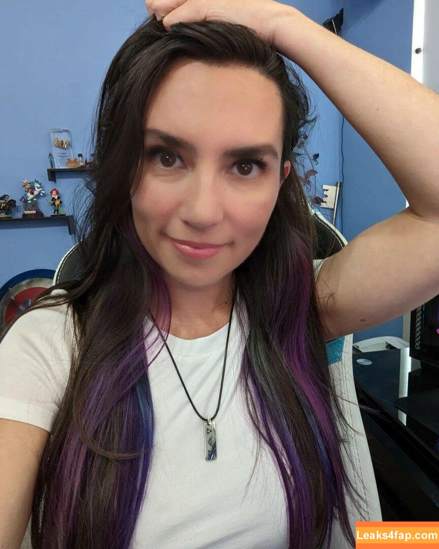 Trisha Hershberger / thatgrltrish / trishahershberger / trishahershbergerstreams leaked photo photo #0240