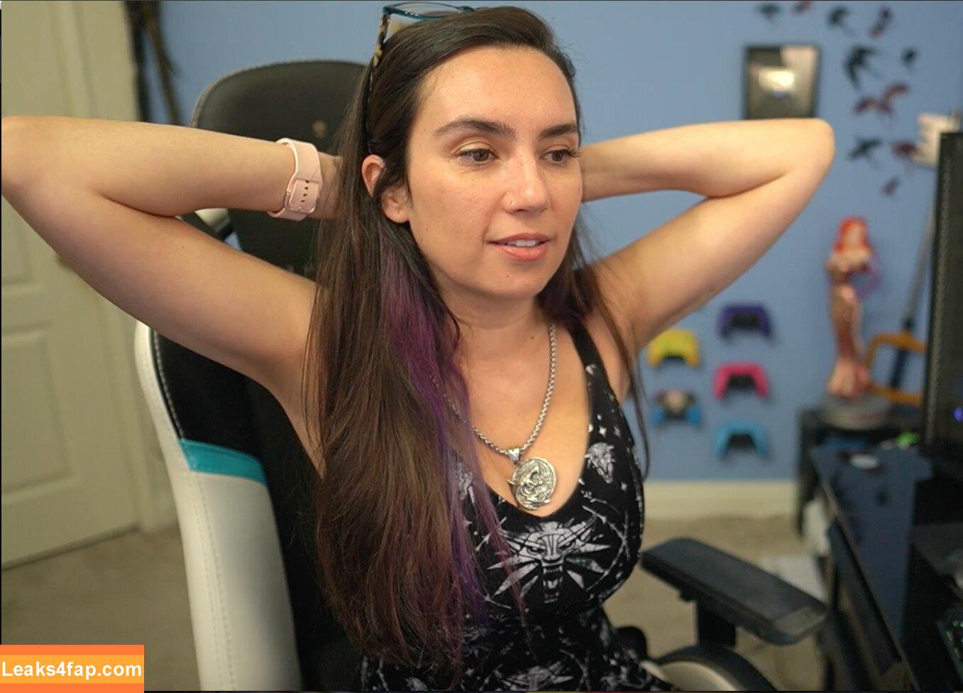 Trisha Hershberger / thatgrltrish / trishahershberger / trishahershbergerstreams leaked photo photo #0354