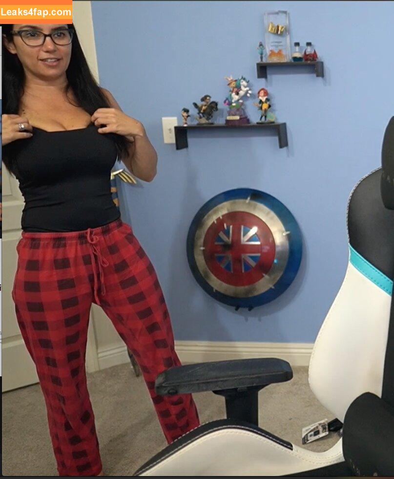 Trisha Hershberger / thatgrltrish / trishahershberger / trishahershbergerstreams leaked photo photo #0469
