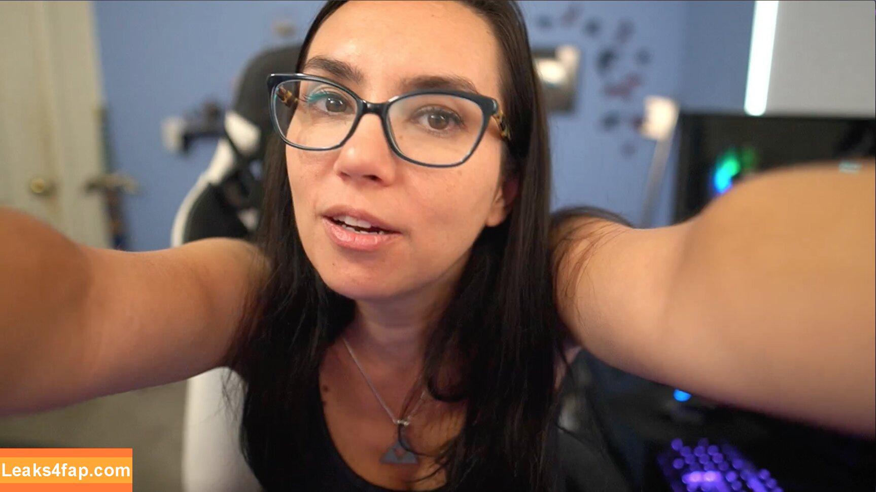 Trisha Hershberger / thatgrltrish / trishahershberger / trishahershbergerstreams leaked photo photo #0484