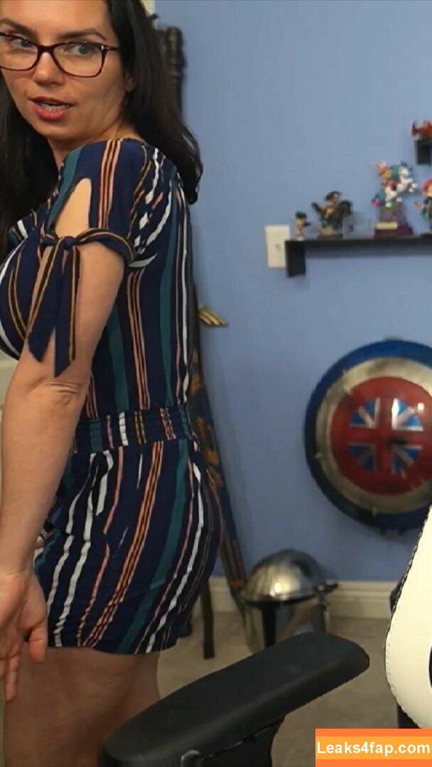 Trisha Hershberger / thatgrltrish leaked photo photo #0945