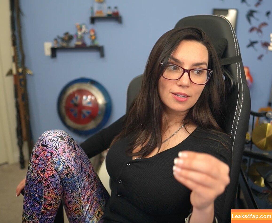 Trisha Hershberger / thatgrltrish leaked photo photo #0953