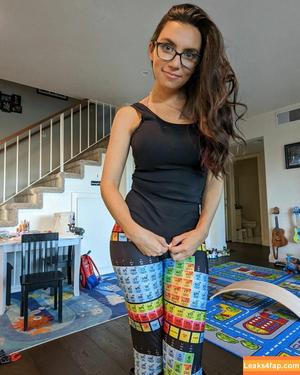 Trisha Hershberger photo #0002